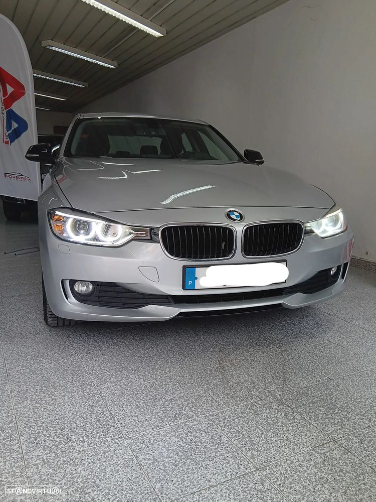 BMW 320 d Auto Line Sport - 2