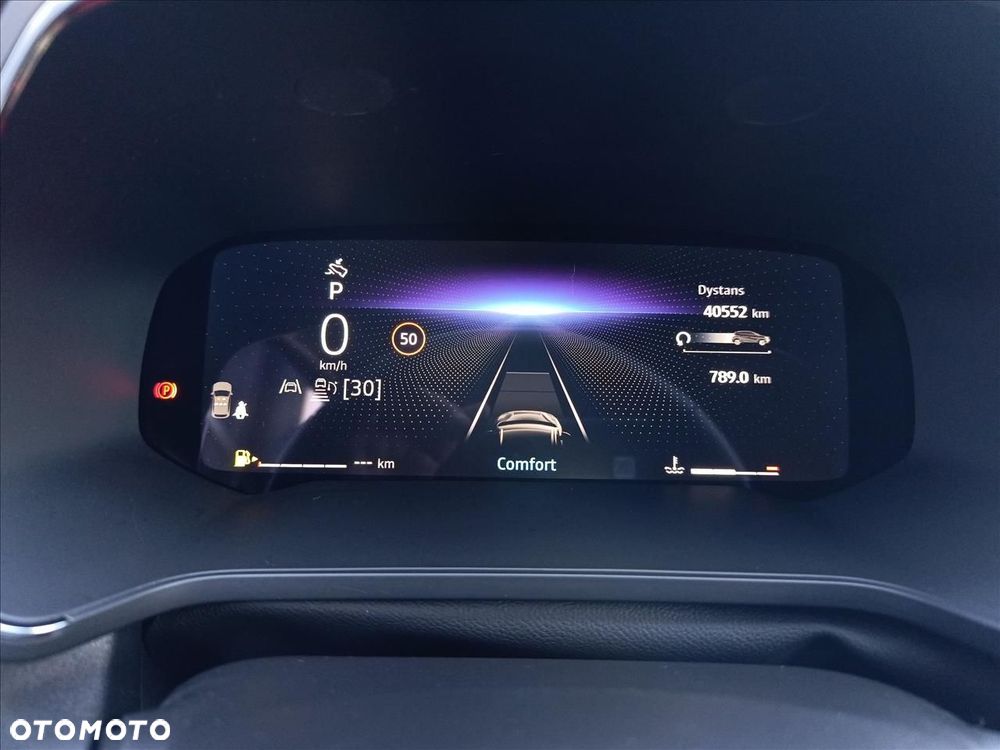 Renault Captur 1.3 TCe mHEV Techno EDC - 14