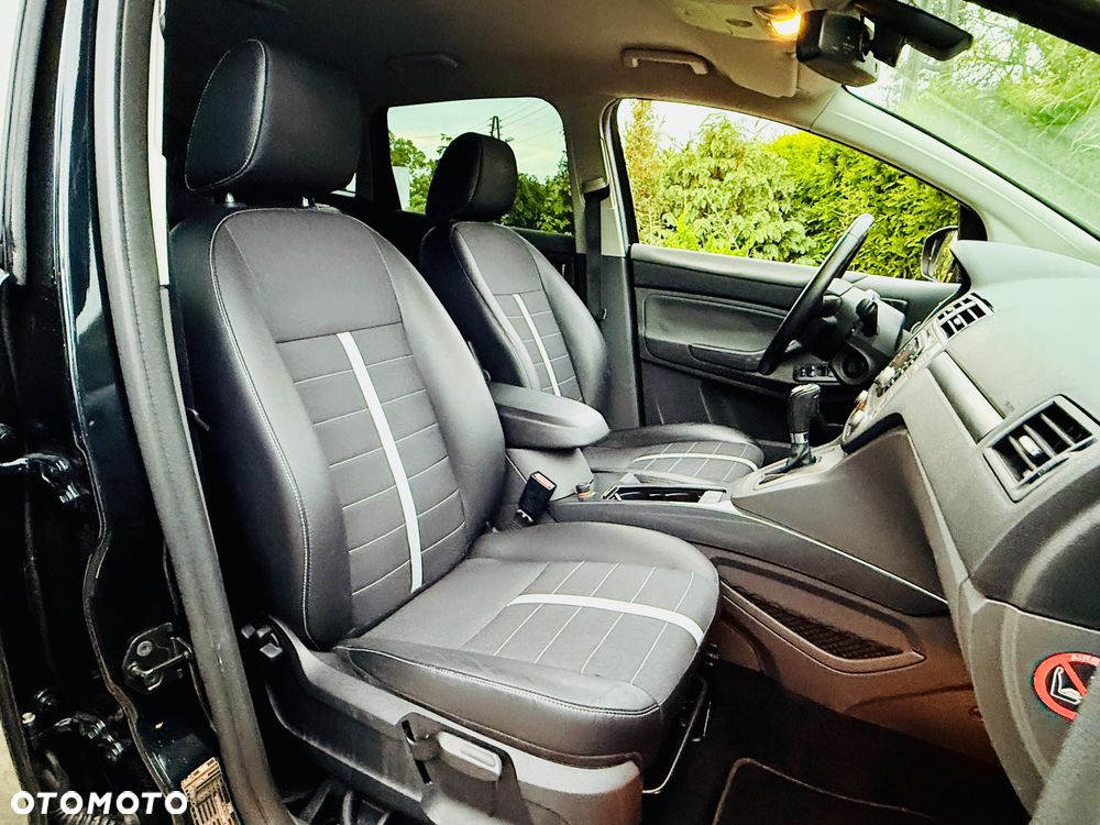 Ford Kuga 2.0 TDCi Titanium MPS6 - 12
