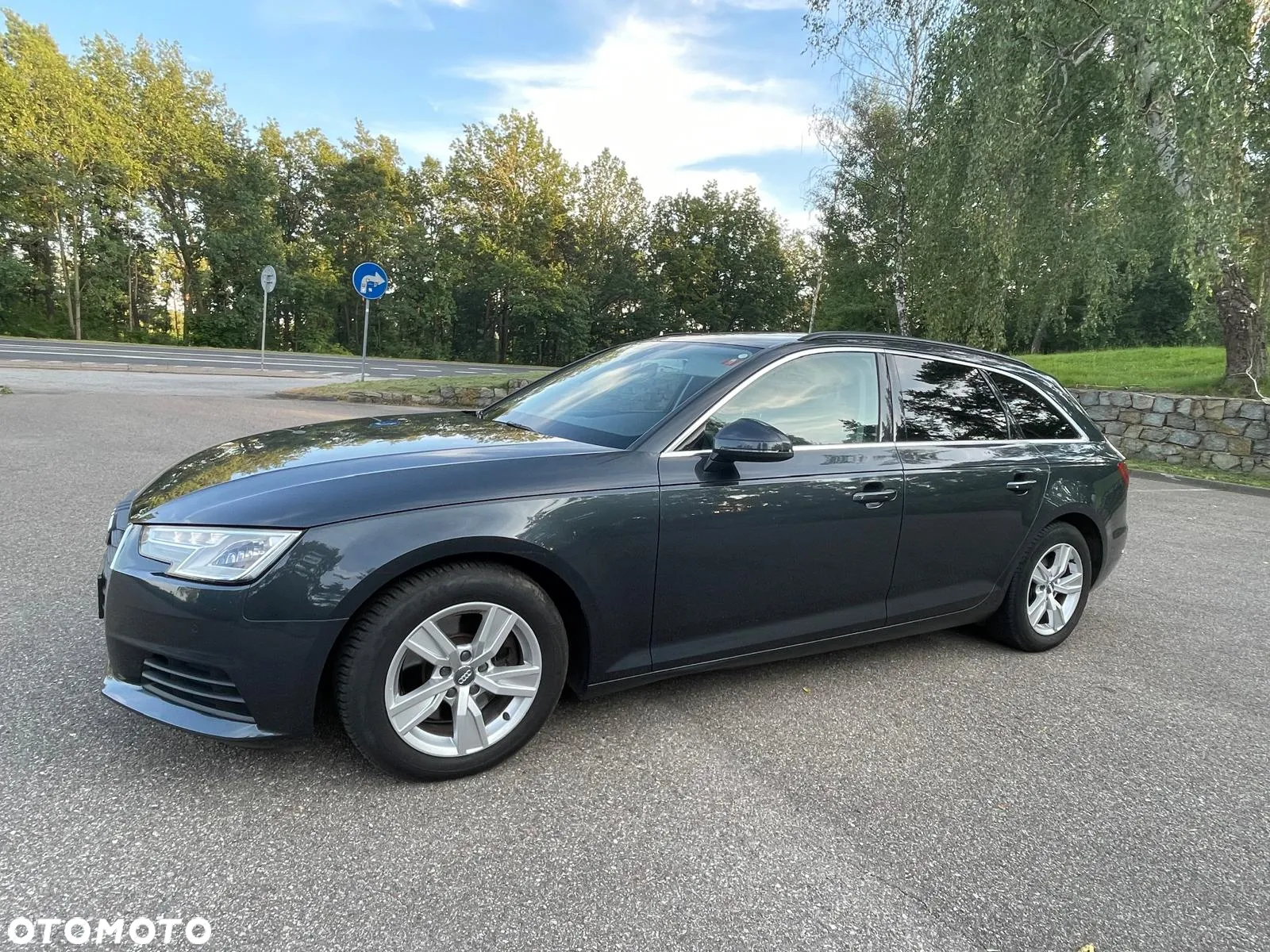 Audi A4 - 4