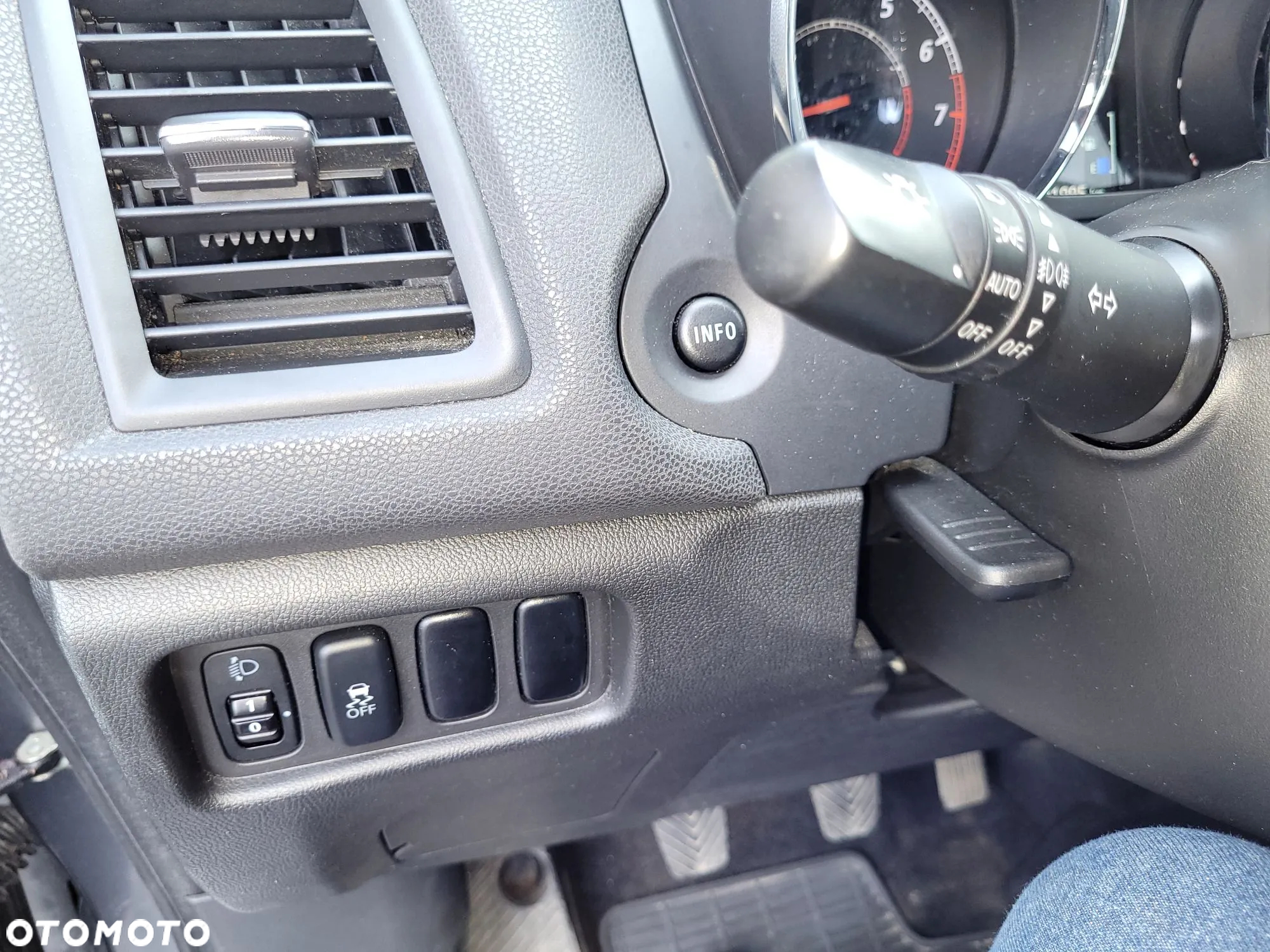 Mitsubishi ASX 1.6 2WD Invite - 21