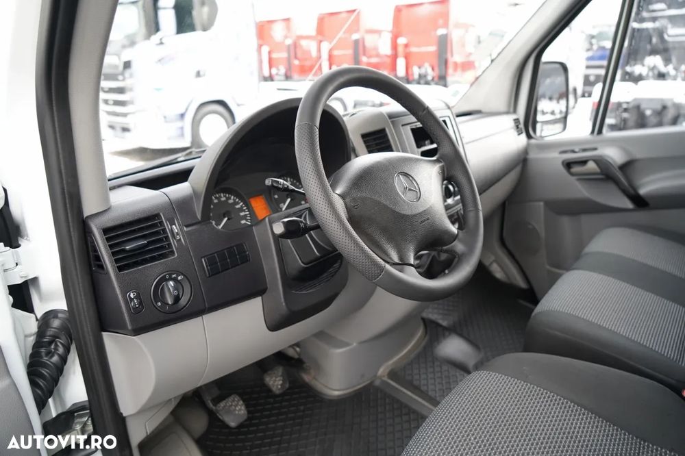 Mercedes-Benz SPRINTER 513 CDI / CUTIE DE VITEZE 4,4 m / MANUALĂ / DOUĂ CUTII - 23