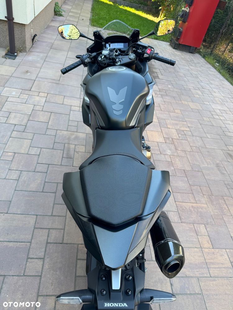 Honda CBR - 11
