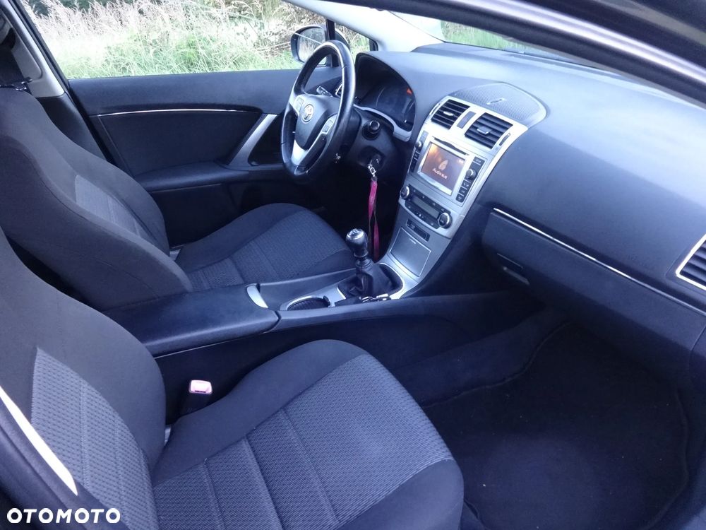 Toyota Avensis 2.0 D-4D Premium - 5