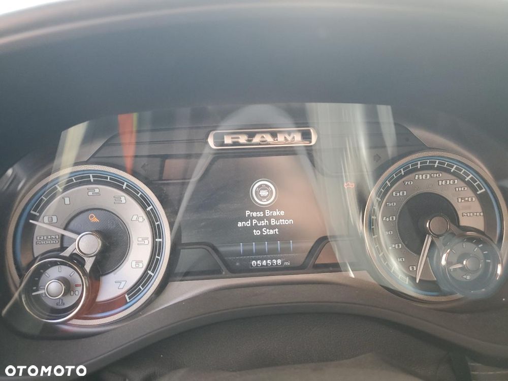 RAM 1500 5.7 Crew Cab Limited - 10