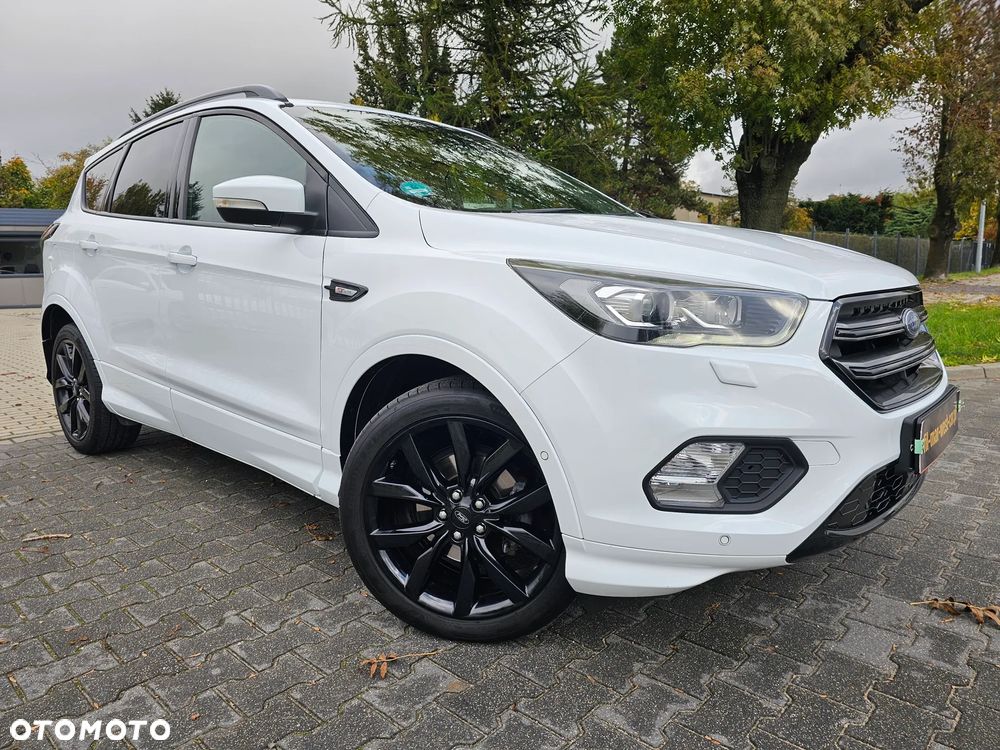 Ford Kuga 1.5 EcoBoost 2x4 ST-Line - 4