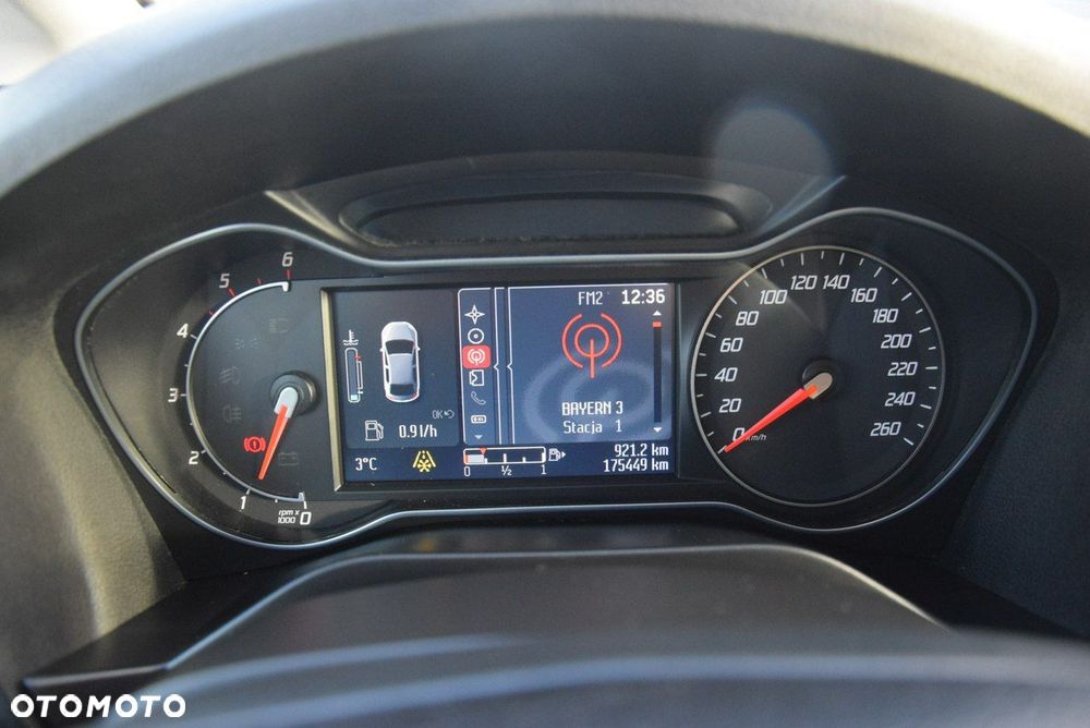 Ford S-Max 2.0 TDCi Titanium - 36