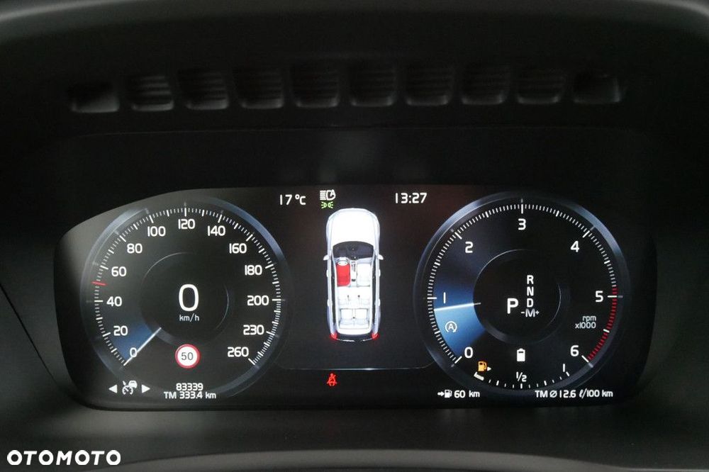 Volvo XC 90 - 9