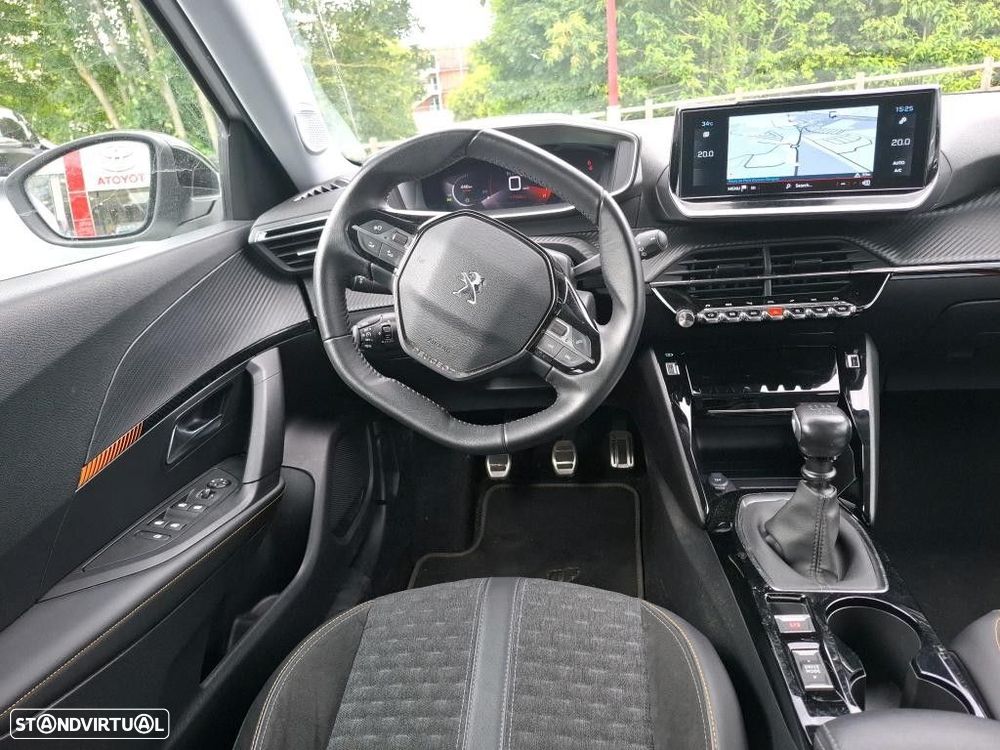Peugeot 2008 1.2 PureTech Allure Pack - 5