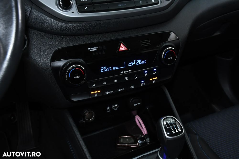 Hyundai Tucson 2.0 CRDI 2WD Style - 9