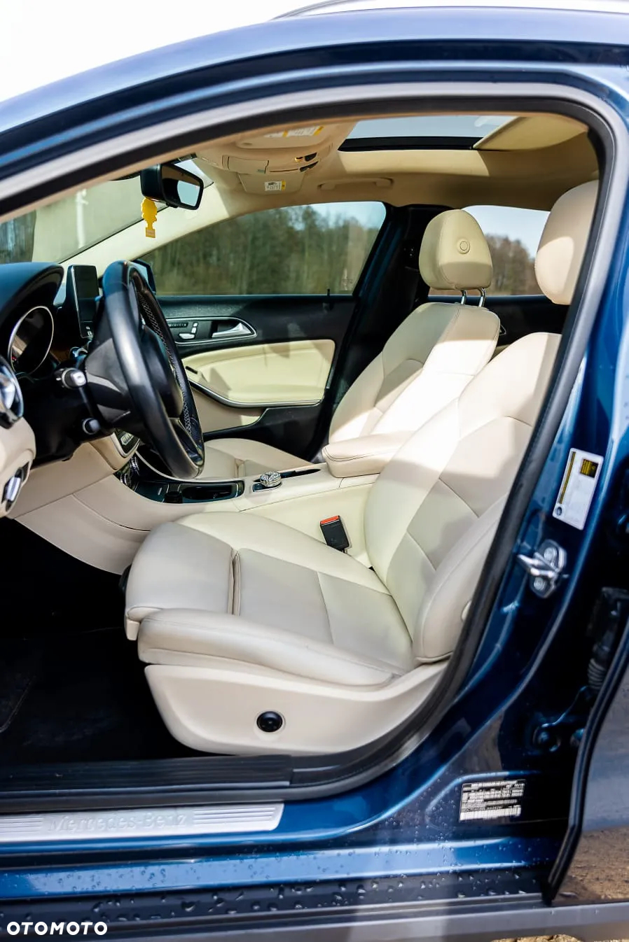 Mercedes-Benz GLA 250 4-Matic Urban - 22