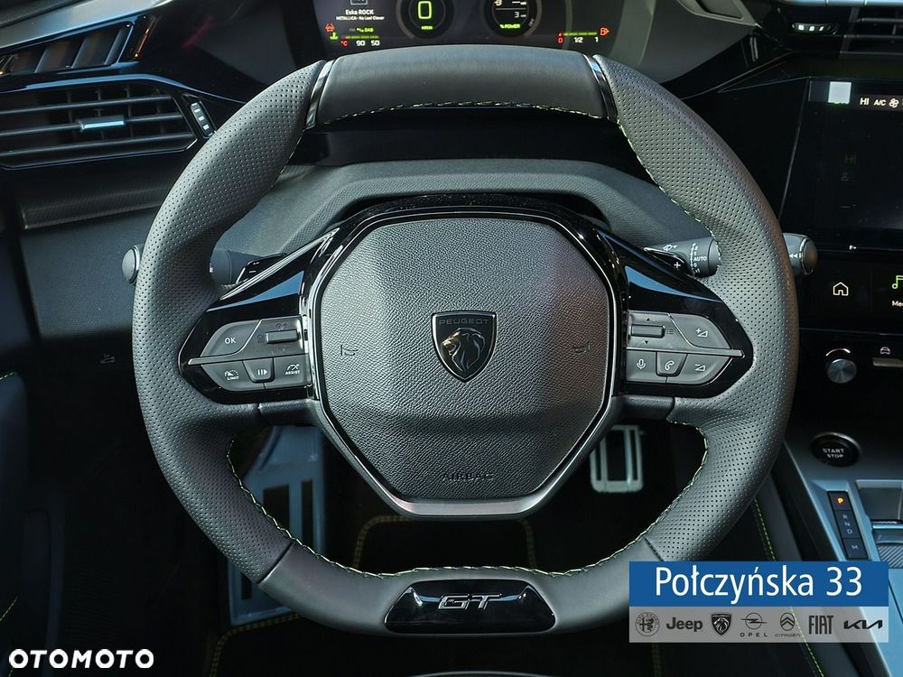 Peugeot 408 - 31