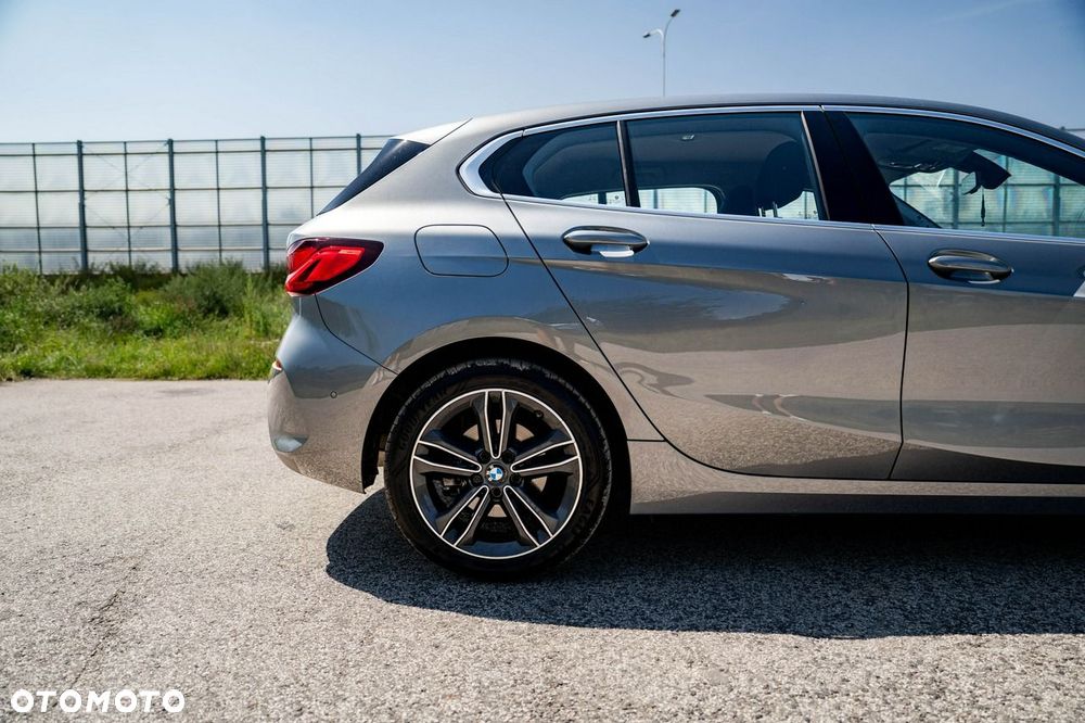 BMW Seria 1 118i Sport Line - 7