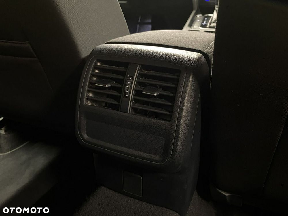 Volkswagen Passat Variant - 19