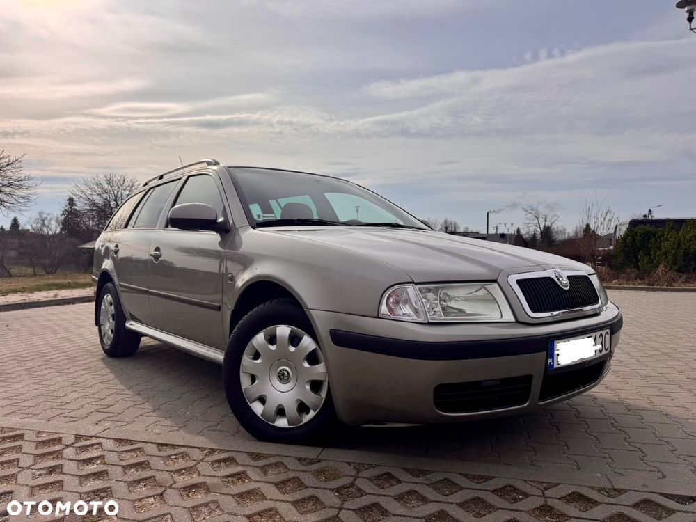 Skoda Octavia - 1