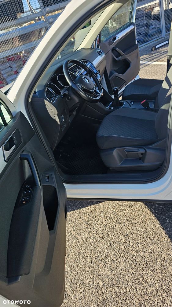 Volkswagen Tiguan 2.0 TDI BMT SCR Comfortline - 24