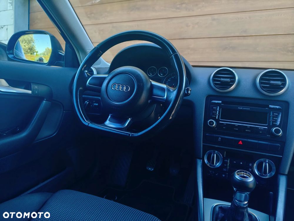 Audi A3 Sportback 1.6 S line Sportpaket (plus) - 21