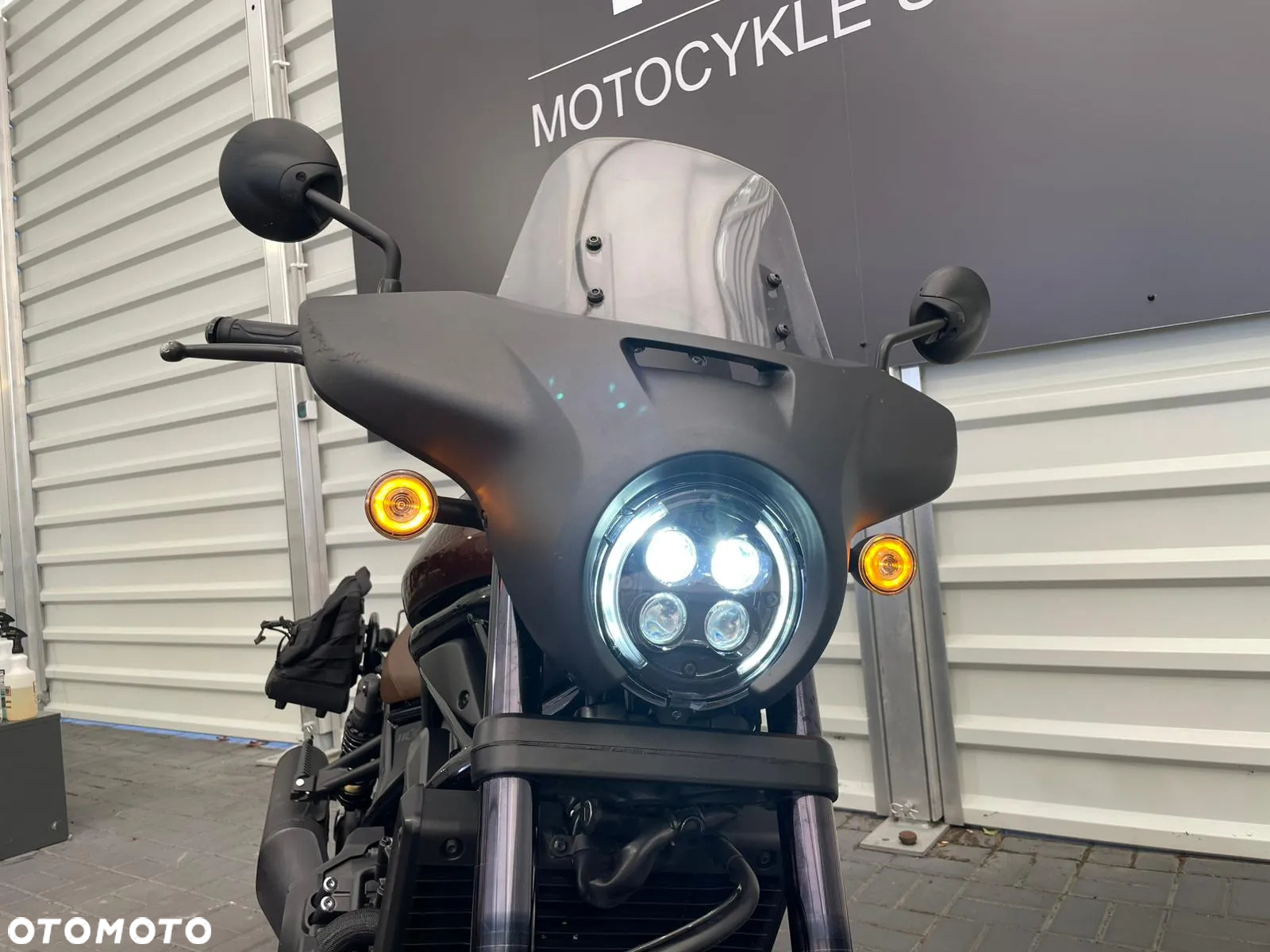 Honda CMX - 9