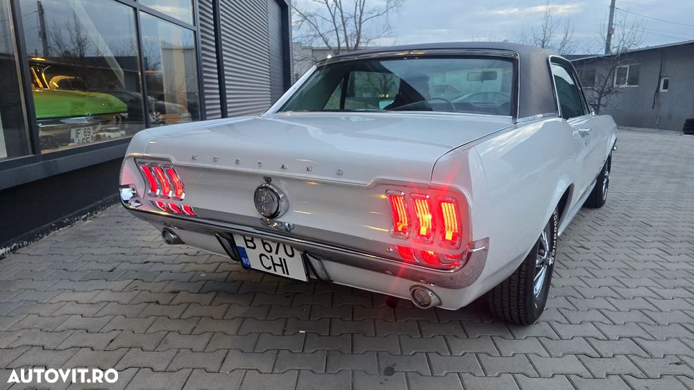 Ford Mustang - 3
