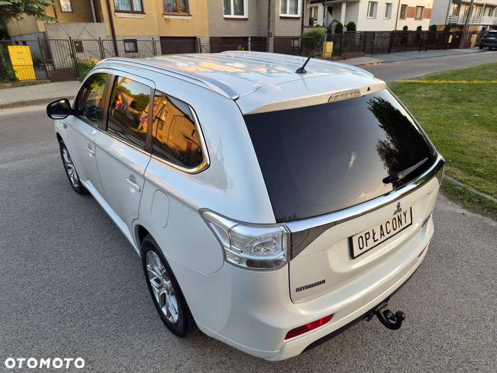 Mitsubishi Outlander - 15