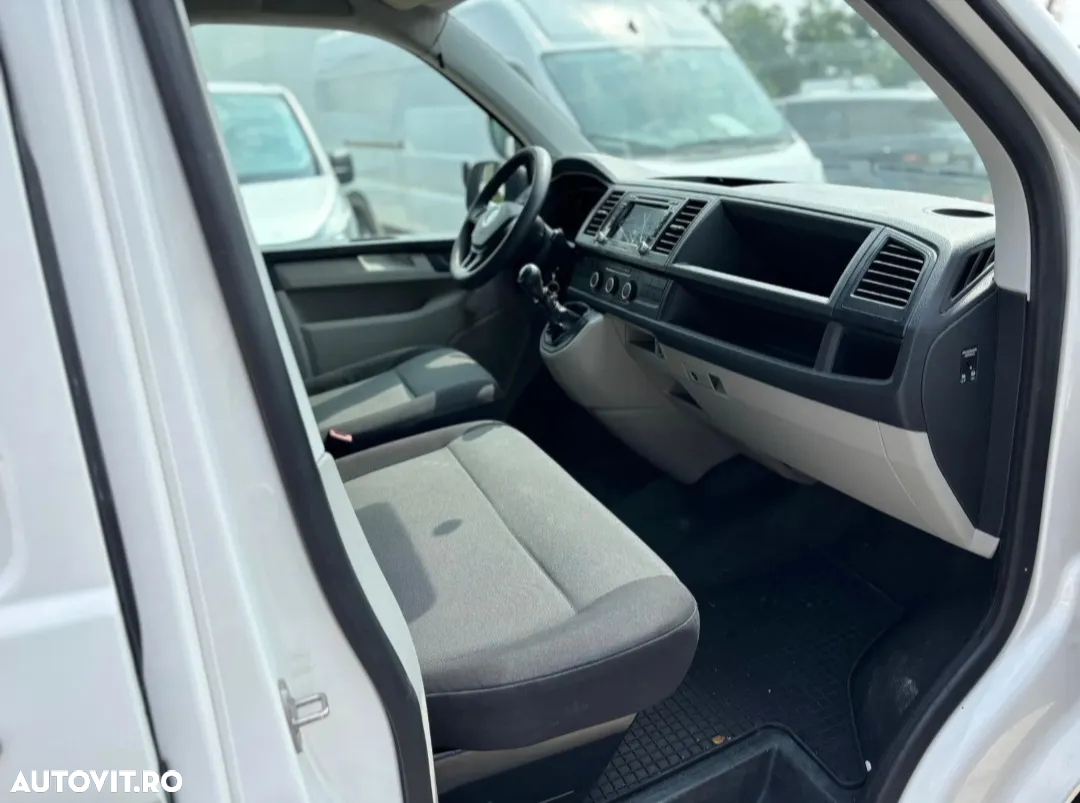 Volkswagen Transporter - 6