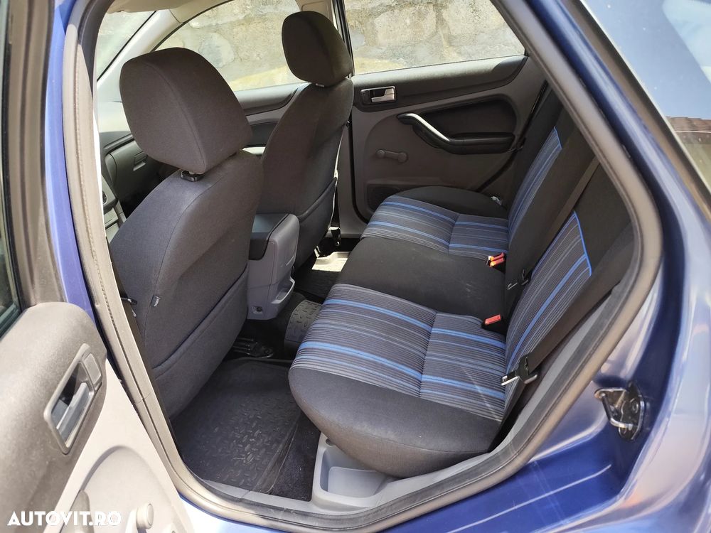 Ford Focus - 5