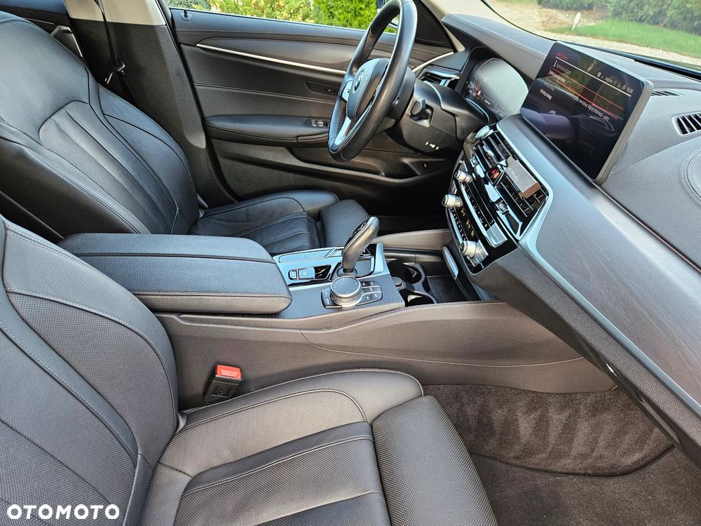 BMW Seria 5 520d Luxury Line - 20