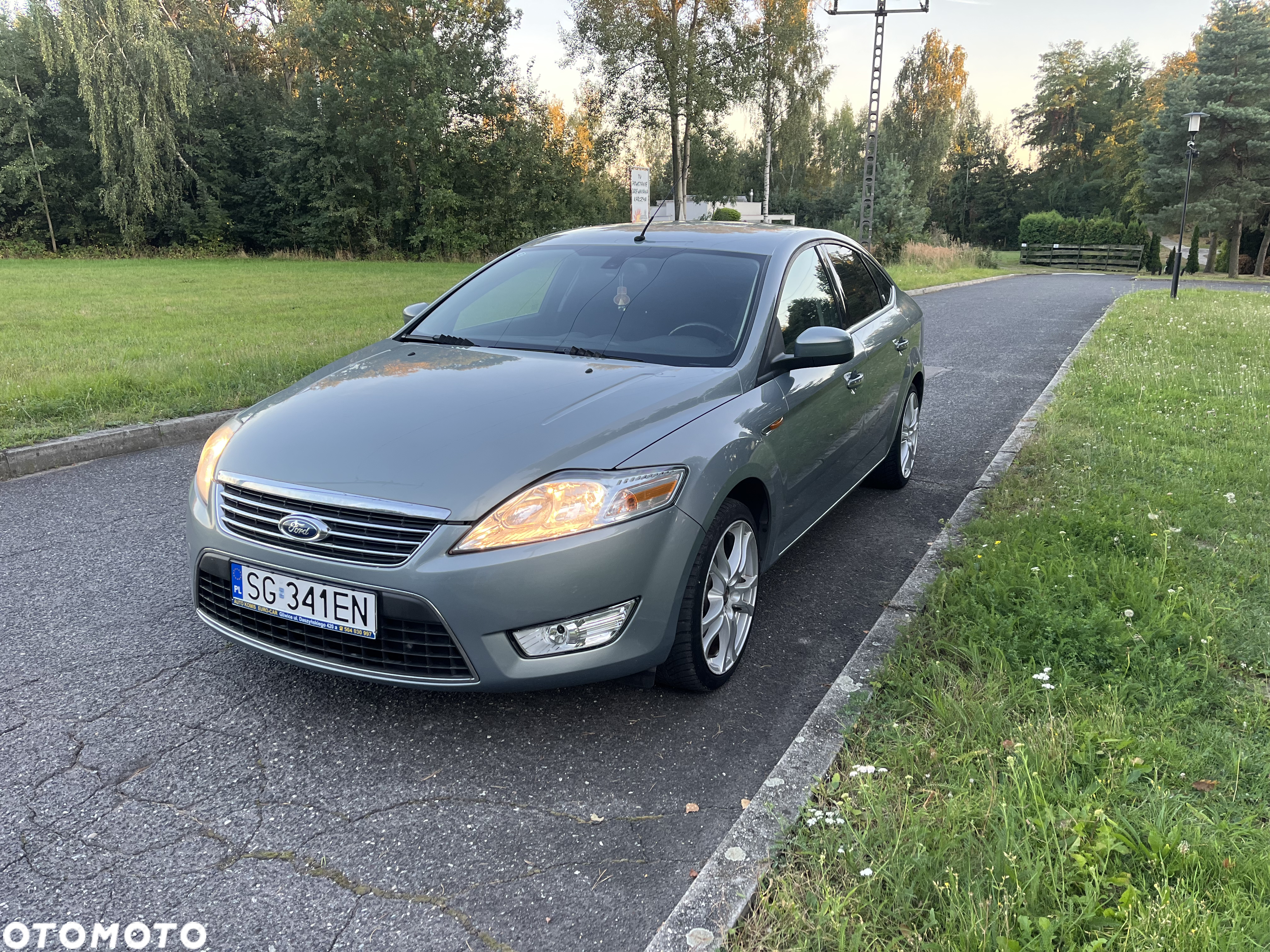Ford Mondeo 2.0 Ghia - 2