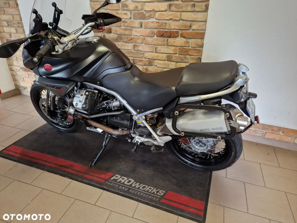 Moto Guzzi Stelvio - 7