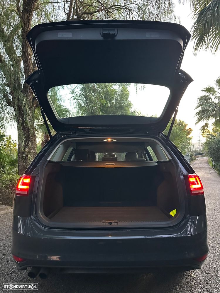 VW Golf Variant 2.0 TDi Confortline - 7