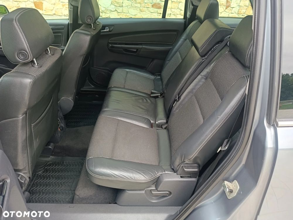 Opel Zafira 2.2 Automatik Cosmo - 9