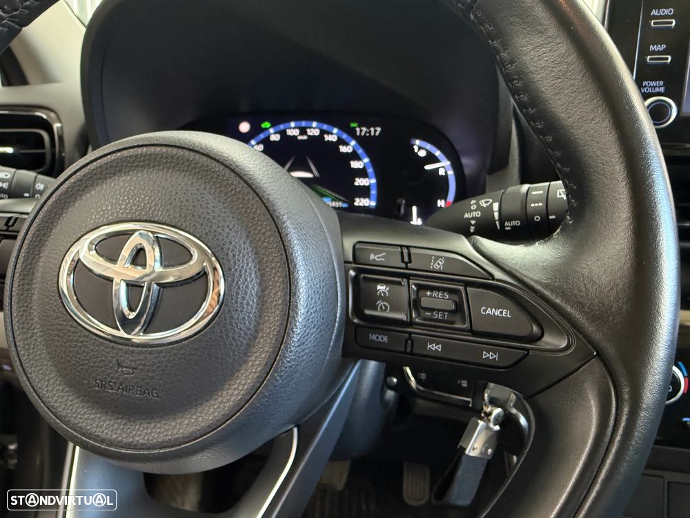 Toyota Yaris Cross 1.5 HDF Comfort Plus - 22