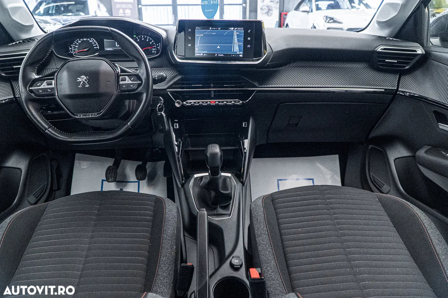 Peugeot 208 1.2L PureTech 100 S&S BVM6 Allure - 26