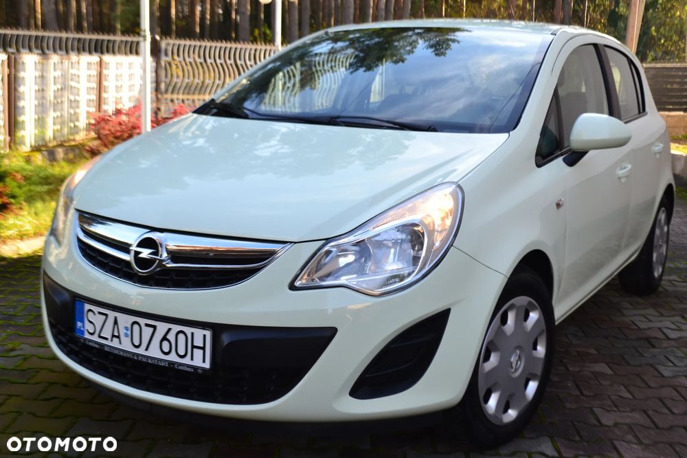 Opel Corsa 1.4 Cosmo - 1