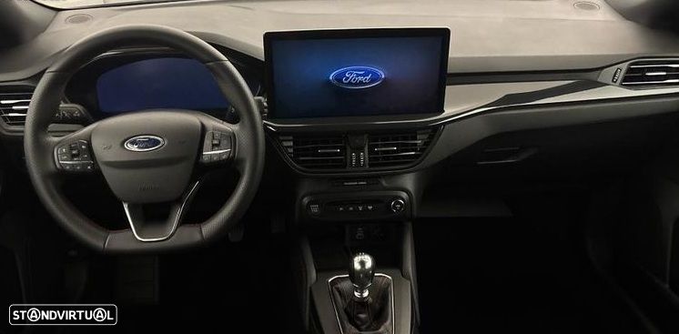 Ford Focus 1.0 EcoBoost Active X - 6