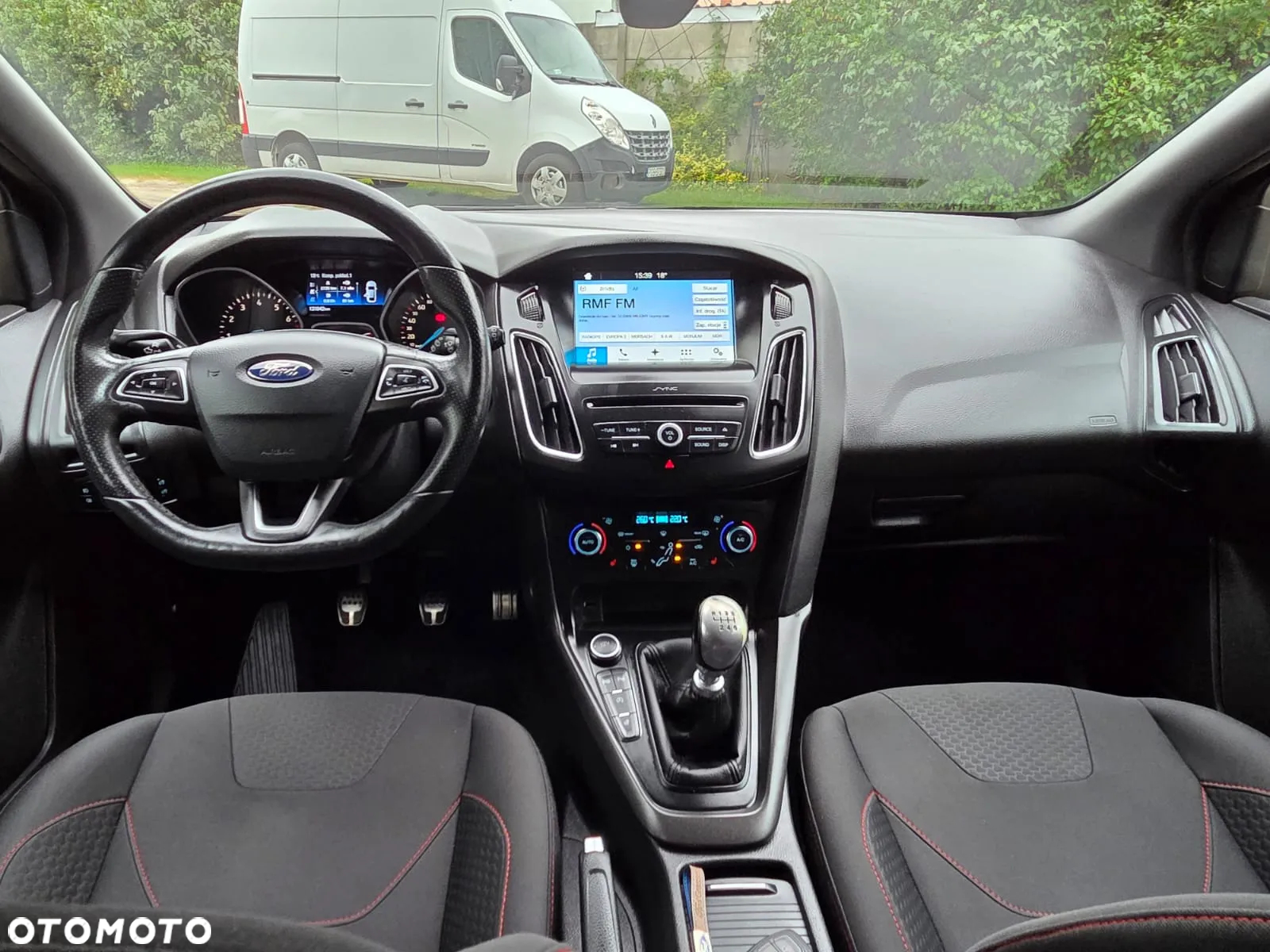 Ford Focus 1.5 EcoBoost Start-Stopp-System ST-Line - 6
