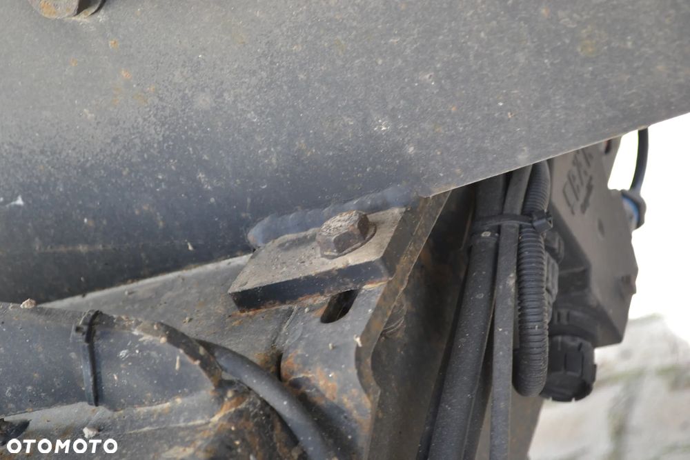 WINDA ALUMINIOWA BAR 2016 r CHOWANA POD SPÓD 1.5 t STEROWANA PILOTEM - 10