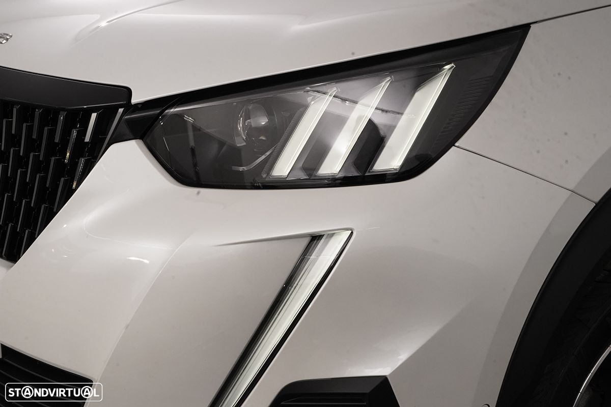 Peugeot 2008 1.2 PureTech GT EAT8 - 6