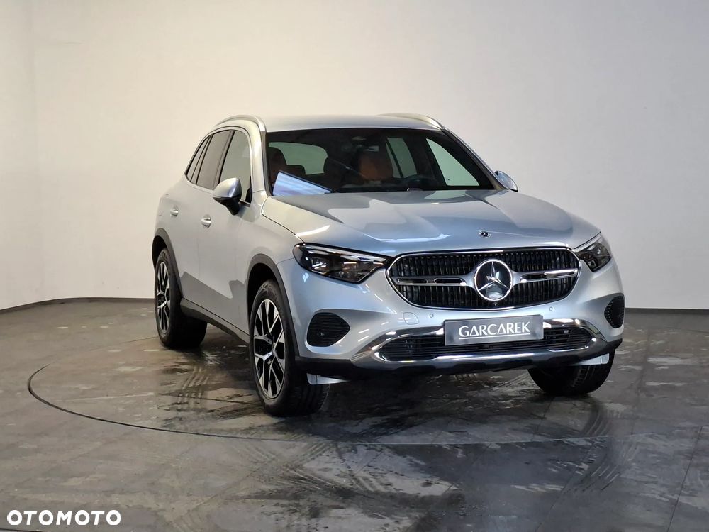 Mercedes-Benz GLC 300 e PHEV 4-Matic Avantgarde - 2