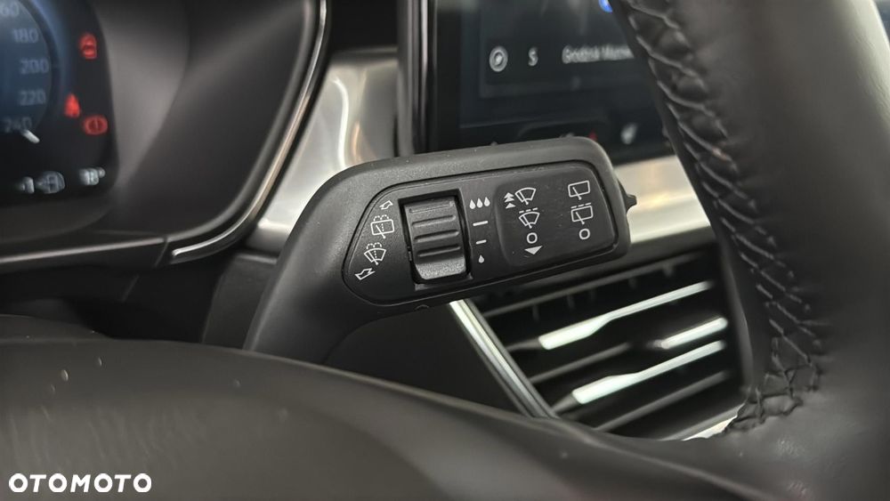 Ford Focus 1.0 EcoBoost mHEV Titanium X - 28