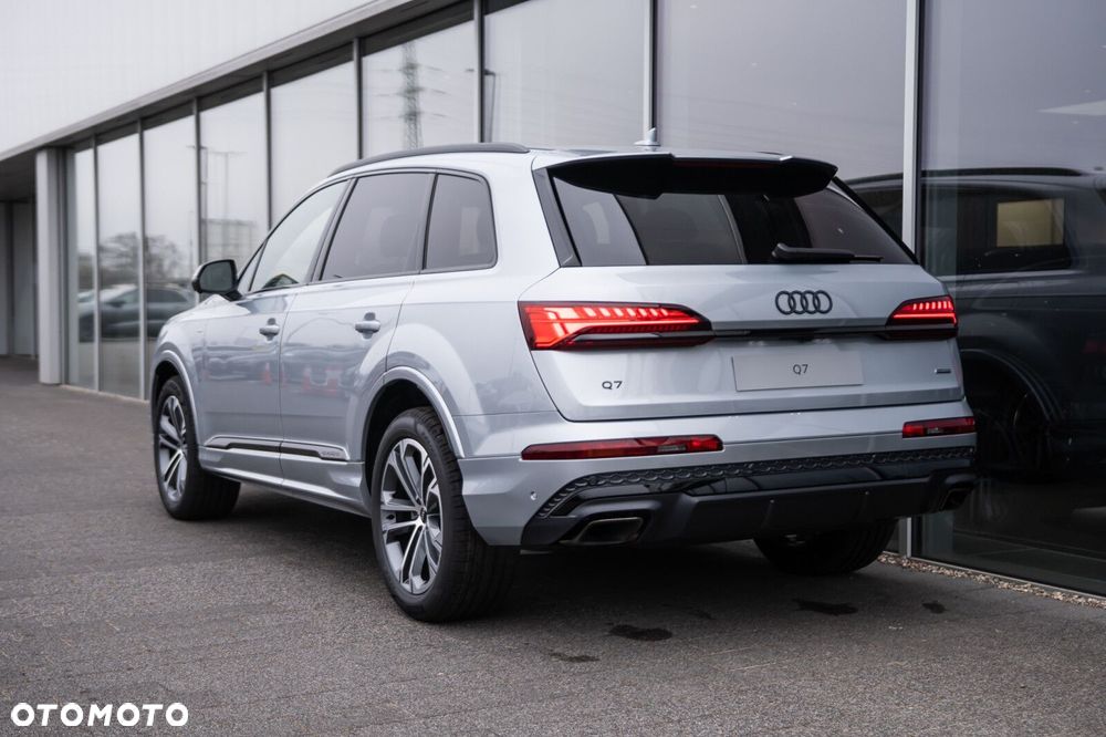 Audi Q7 - 4