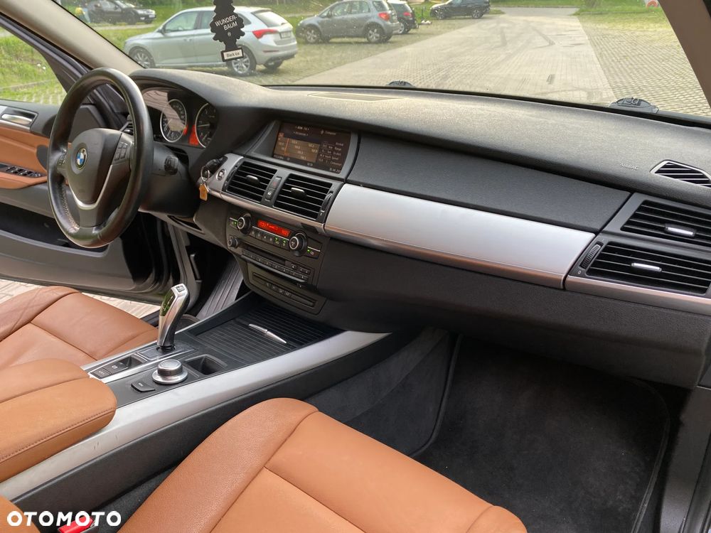 BMW X5 3.5d xDrive - 14