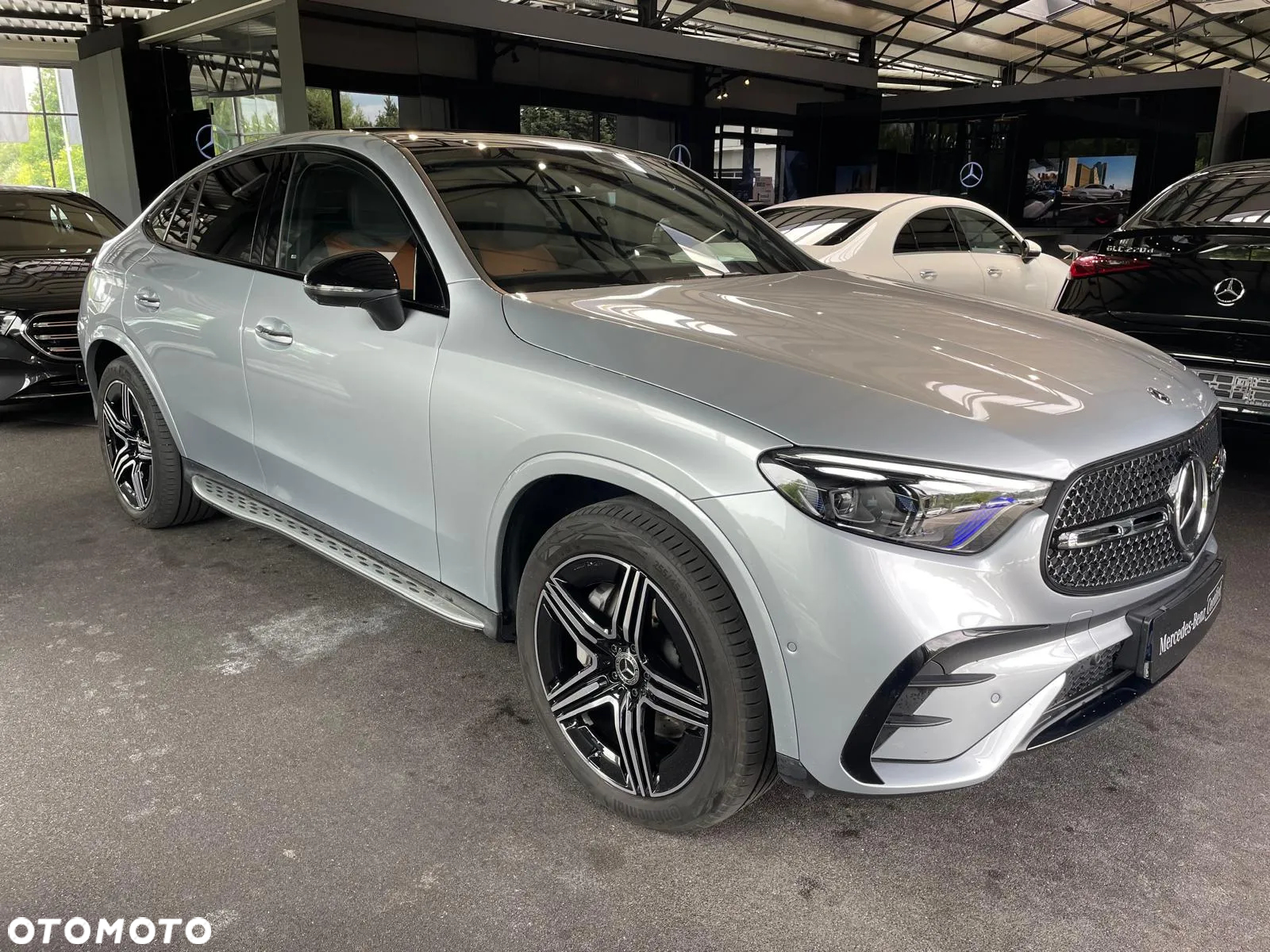 Mercedes-Benz GLC Coupe 300 e PHEV 4-Matic AMG Line - 2