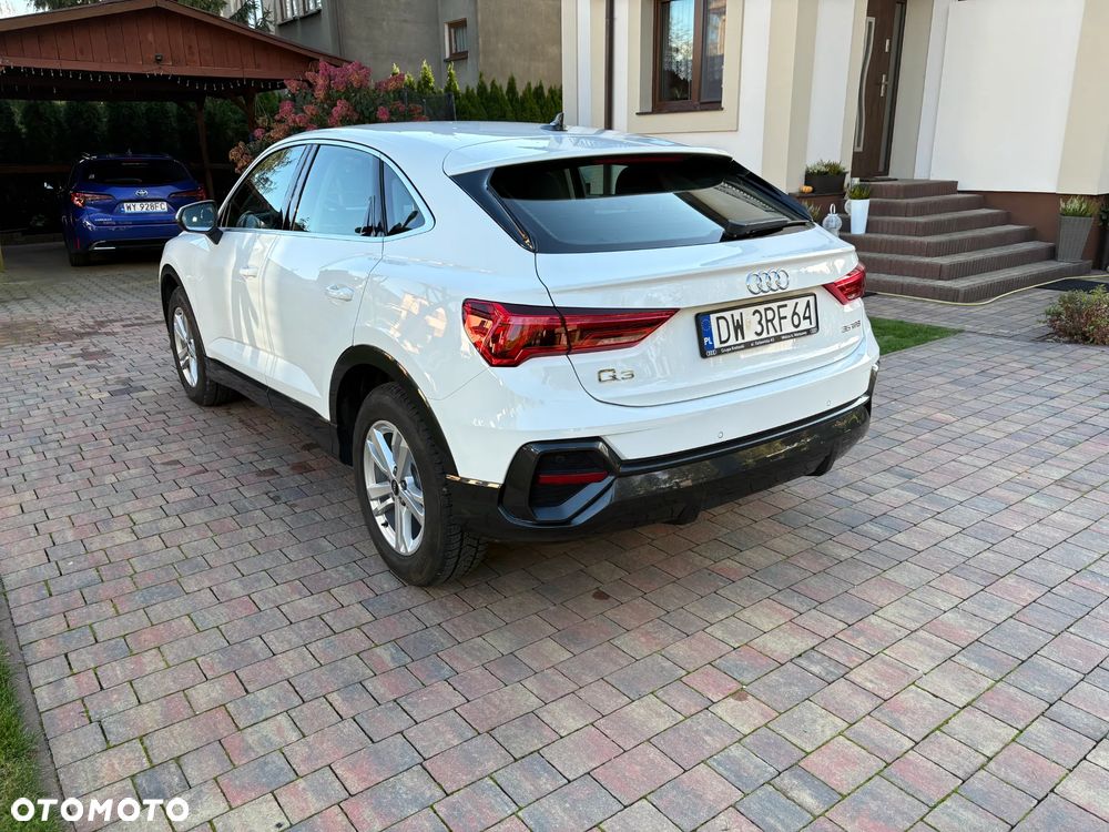 Audi Q3 2021 photo 4