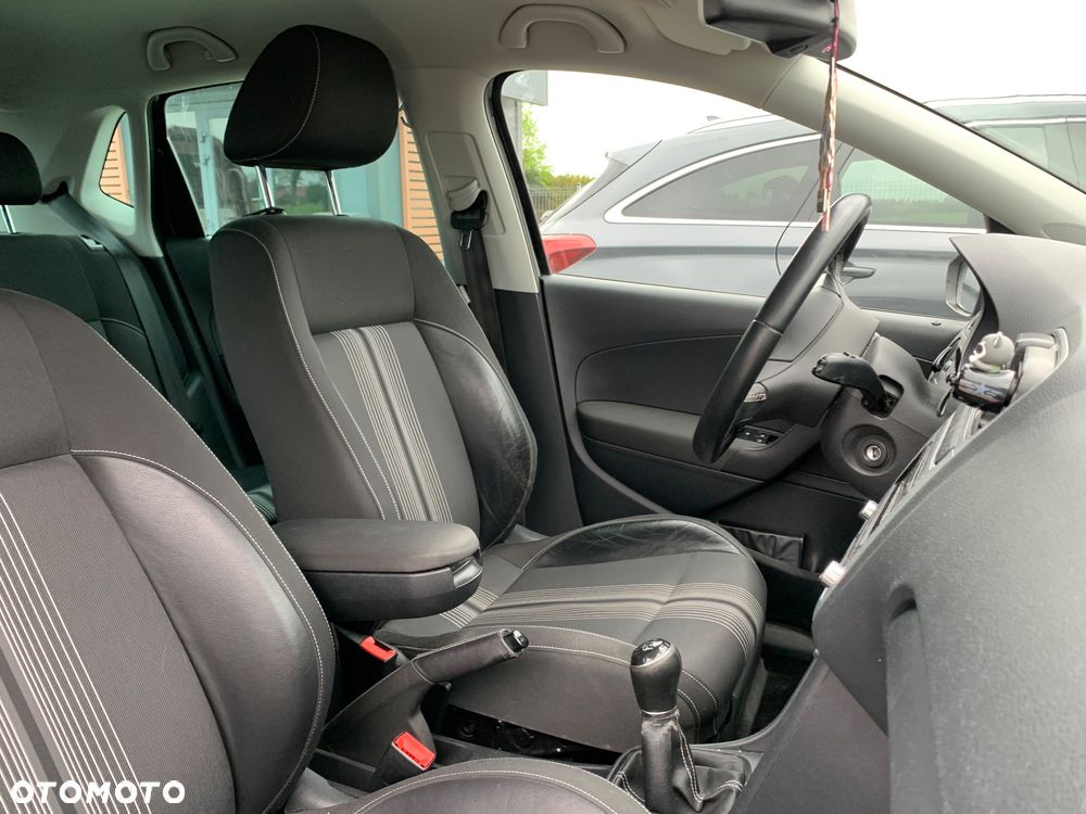 Volkswagen Polo - 16
