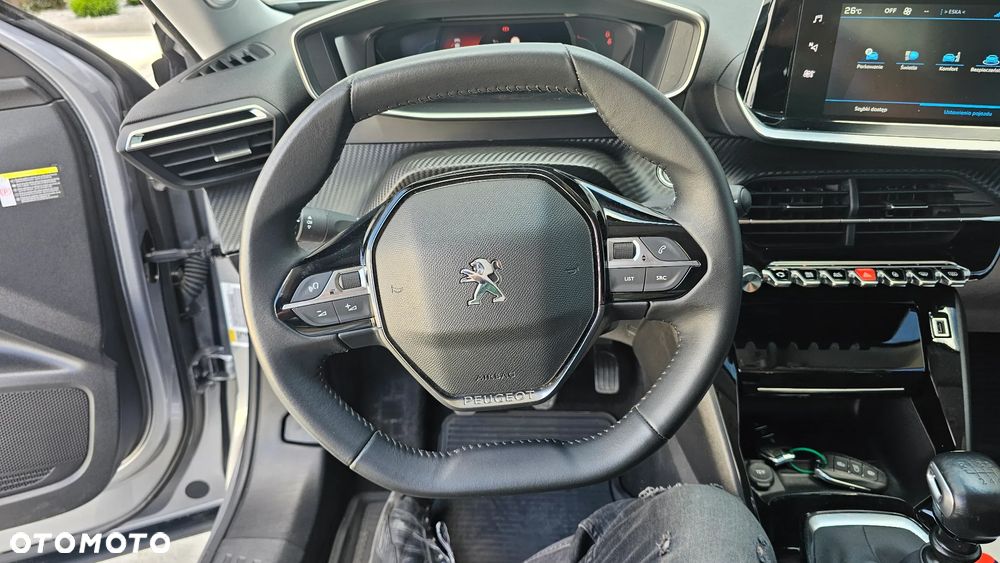 Peugeot 2008 1.2 PureTech Allure Pack S&S - 11