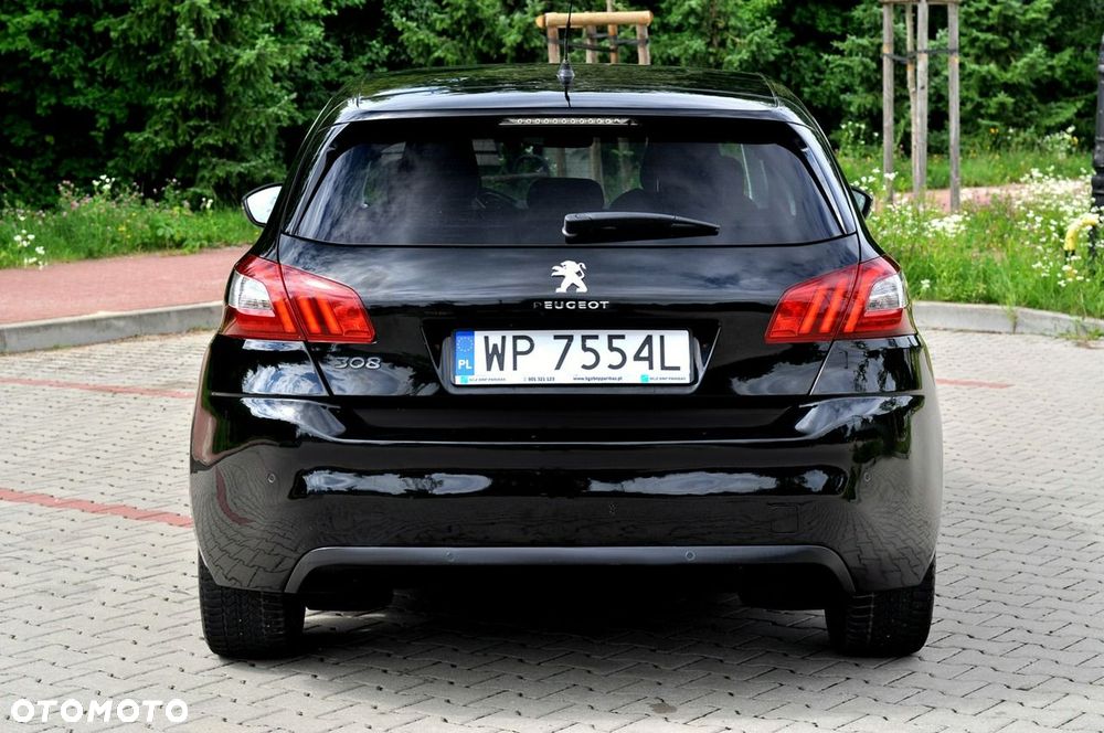 Peugeot 308 1.6 BlueHDi Style S&S - 26