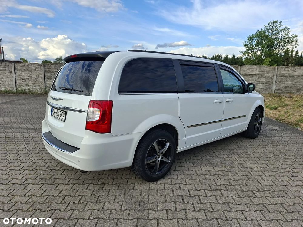 Chrysler Town & Country 3.6 Touring - 7