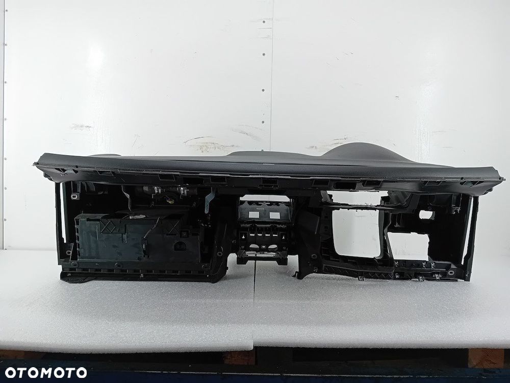 DESKA ROZDZIELCZA,KONSOLA PODUSZKI SENSOR PASY VW GOLF VI - 5