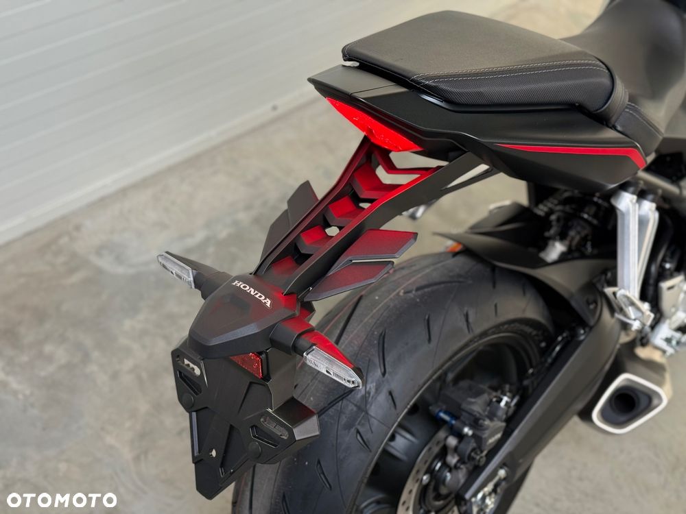 Honda CBR - 19